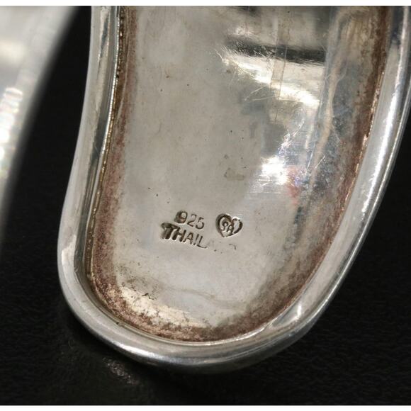 Gorgeous Sterling Silver Cuff Bracelet - Picture 5 of 5